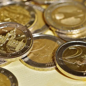 2025.gadā plāno palielināt IIN un ieviest fiksēto neapliekamo minimumu