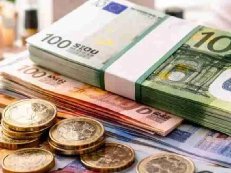 Физическим лицам будет доступна информация о своей финансовой ситуации