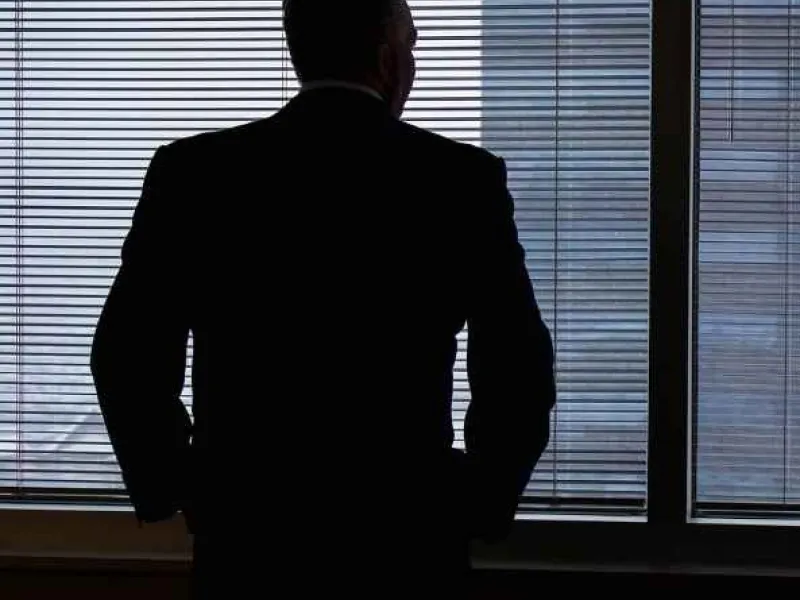 Ierosināta lieta par akcionāru publiskošanu