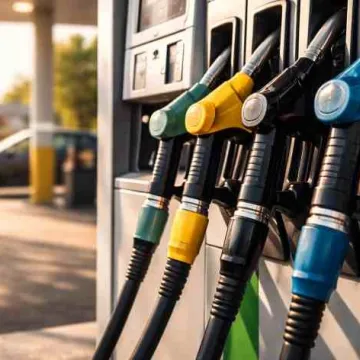 Uz 3 mēnešiem samazina akcīzes nodokli dīzeļdegvielai