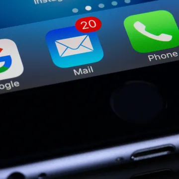 VID aicina uzmanīties no krāpniekiem internetā