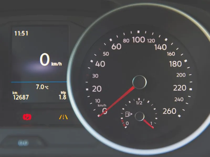 Kā veikt automašīnas degvielas patēriņa testu?