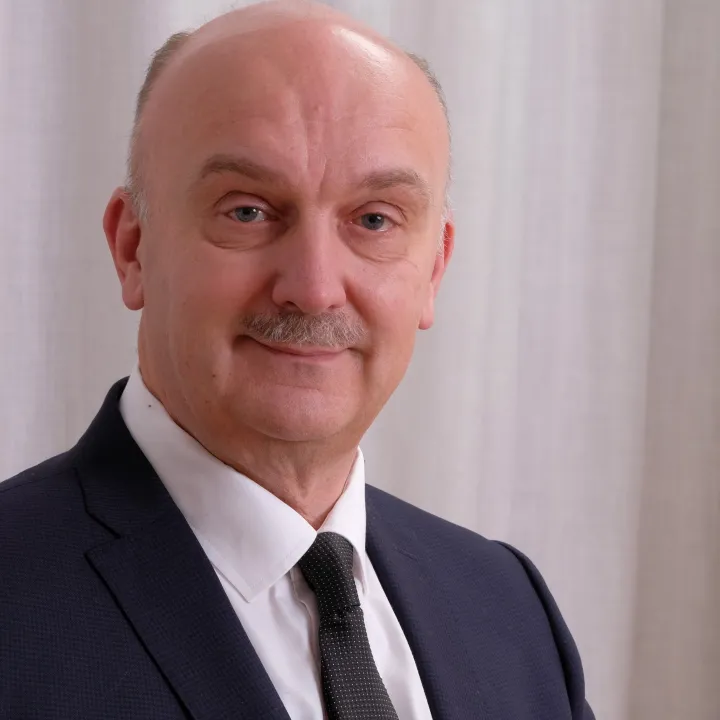 Zema oglekļa emisiju enerģētika un cenu stabilitāte