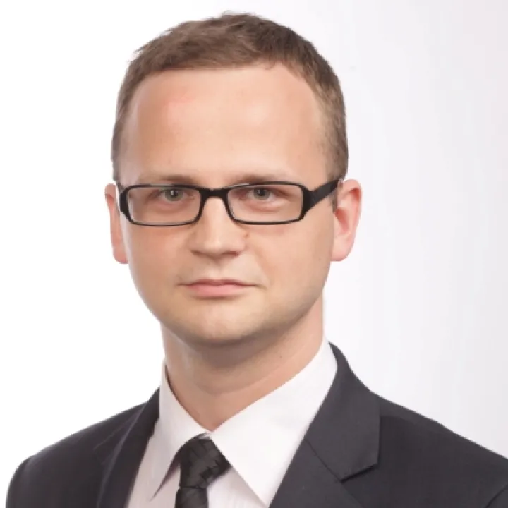 Kā aprēķināt atlīdzību par atpūtas dienu?