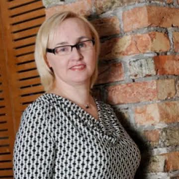 Vai jāsedz izdevumi par darbinieka brillēm?
