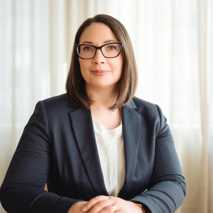 Kā nomainīt mājas pārvaldnieku