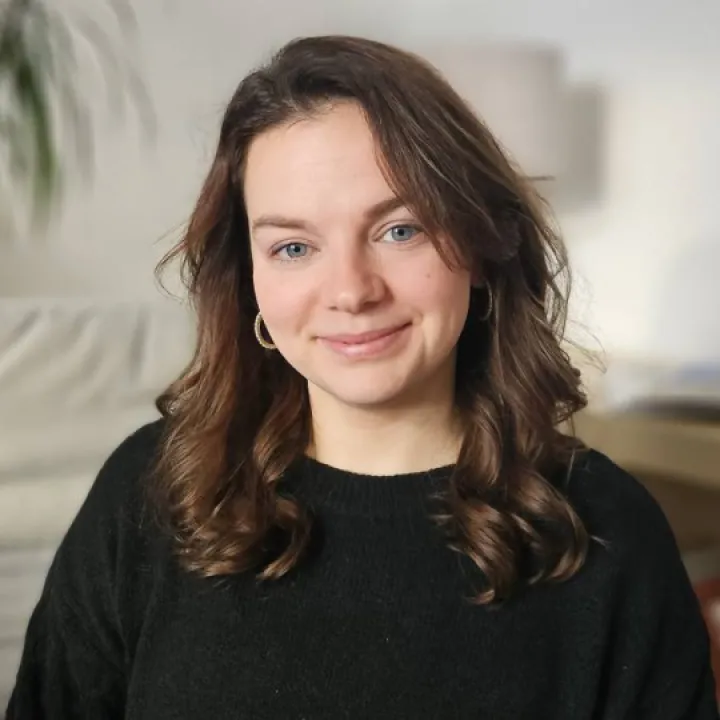 Latvija lielo ekonomiku dzirnakmeņos 