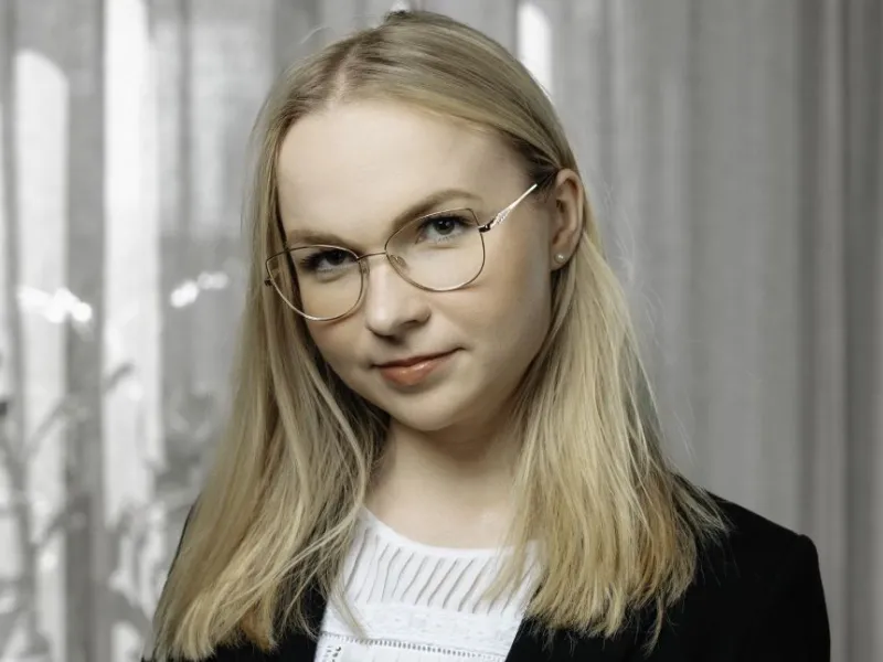 Vai darba devējam ir jāmaksā par darbinieka brillēm?