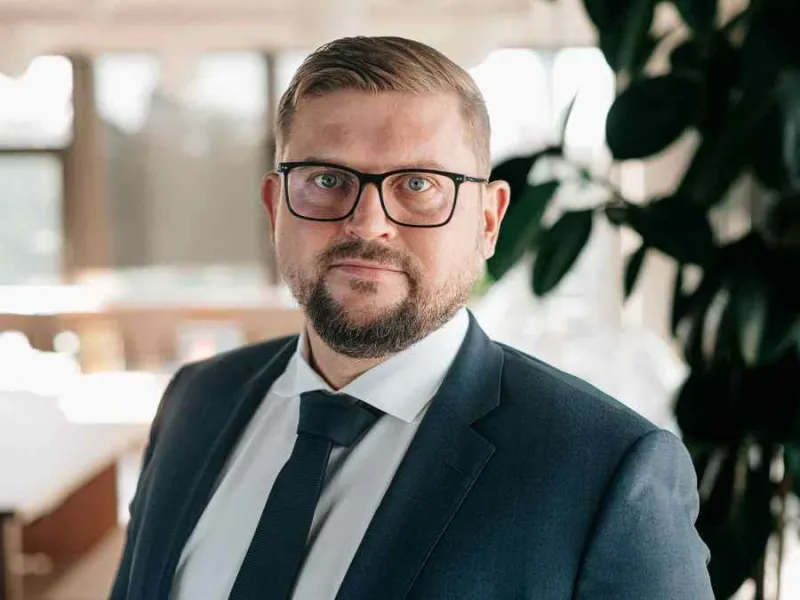 Noteikumi tiek mainīti spēles laikā