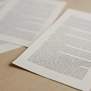 Valdība turpmāk izdos mazāk formālu rīkojumu un noteikumu