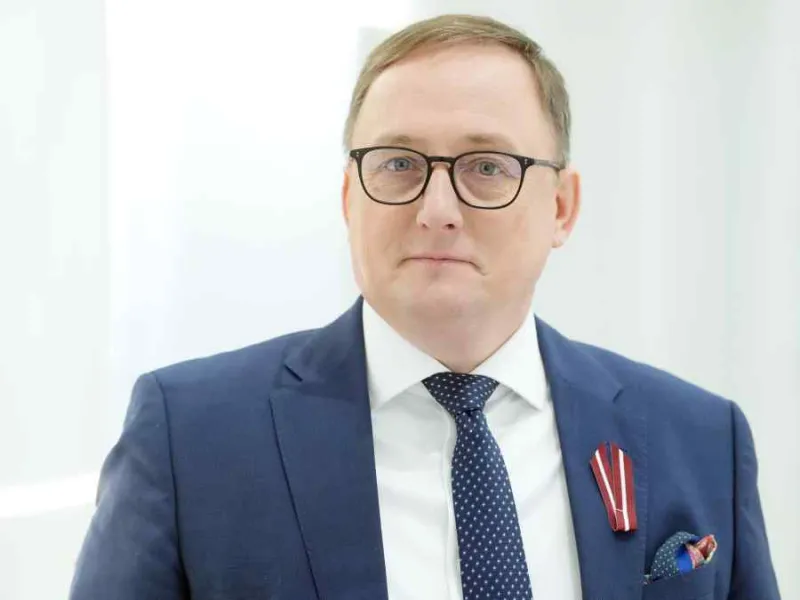 Procentu likmes turpina ceļu lejup
