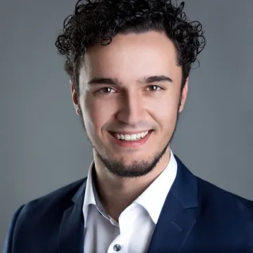 Cik papildu stundu drīkst strādāt, aizvietojot kolēģi?