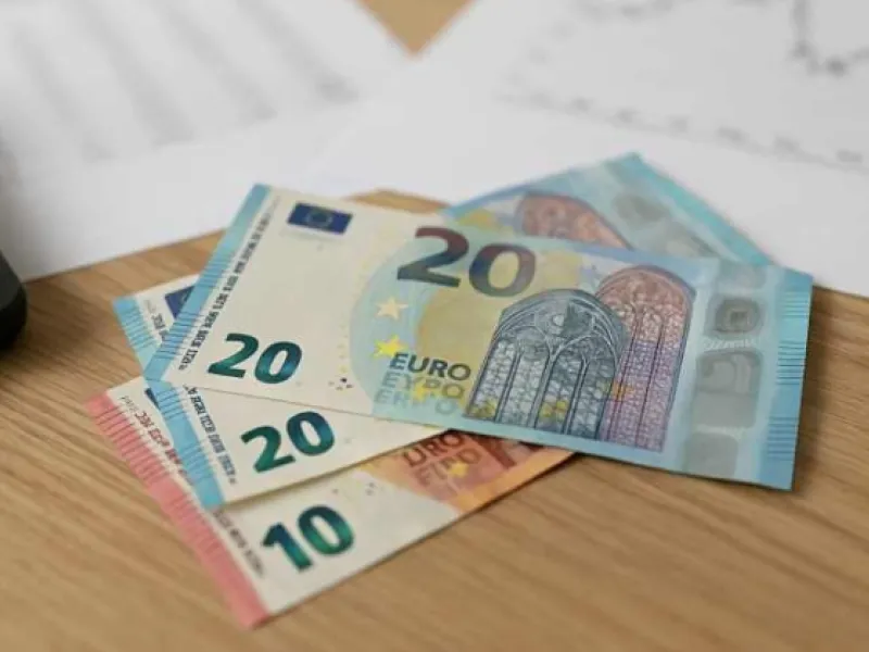 Minimālā darba alga 2026.gadā – 780 eiro mēnesī