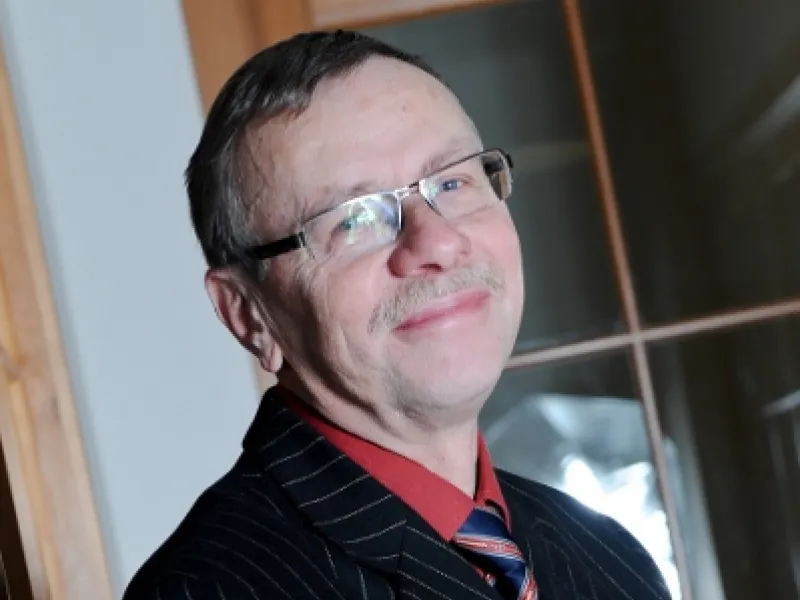 Cik stundu pēc kārtas drīkst strādāt?