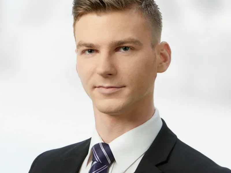 Vai uzņēmumam obligāti jānorāda darba laiks?