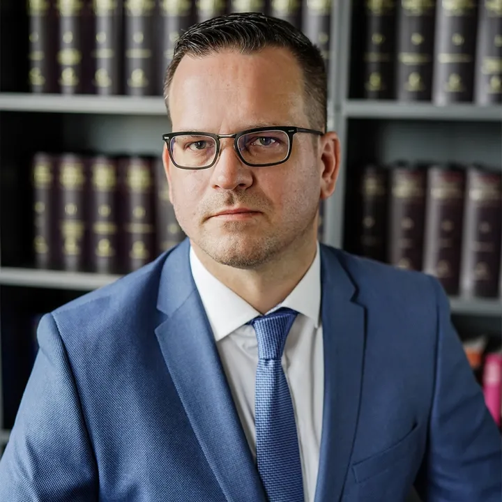 Kurš atbildīgs par traumu kolektīva pasākumā?